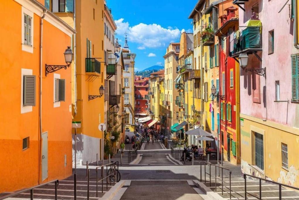 Studio A Louer Au Coeur Du Carre Dor A Nice, Rue Dalpozzo A 150 Metres Des Plages Zewnętrze zdjęcie